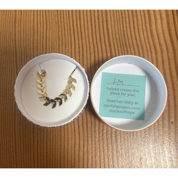 Starfish Project 14K Gold-Plated Bracelet Spring 2021 Be Kind Box NEW - Picture 6 of 6